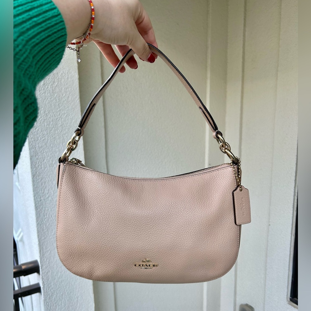 Coach Sutton shoulder bag style 52548 cream leather pebbled classic winter purse
